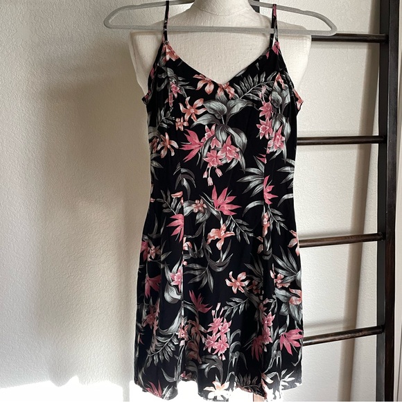 H&M Black Hawaiian Print dress sz 2 - Picture 1 of 3